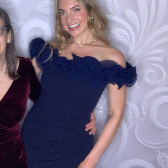 Ruffled Neck Evening Gown - Exclusive - Picture 5 of 6